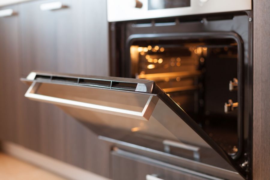 Oven and Range Repair by GearUp Appliance Repair ><